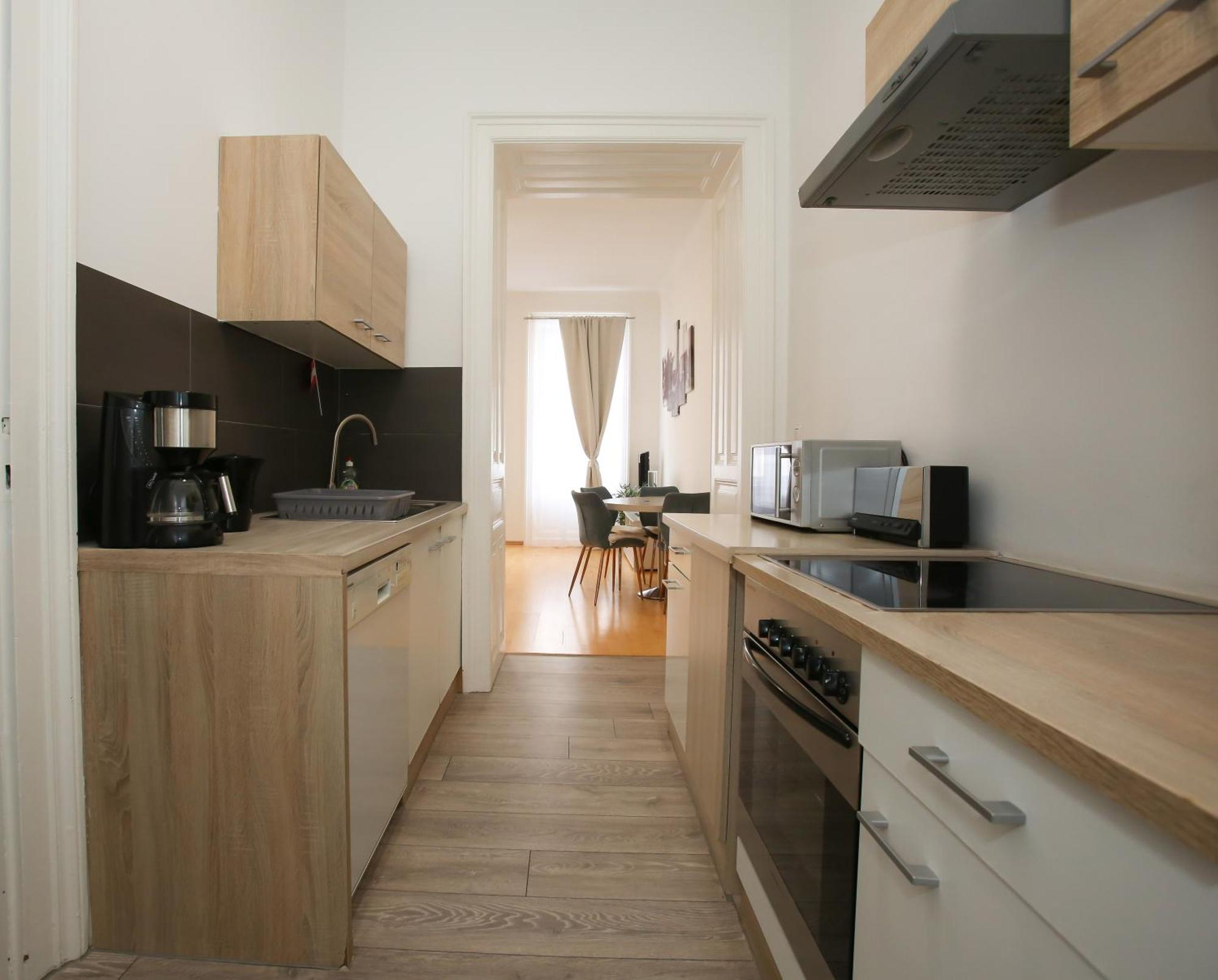 Downtown Bliss Modern Retreat With Free Parking And Fast Internet 600 Mbits Apartment Viena Exterior foto