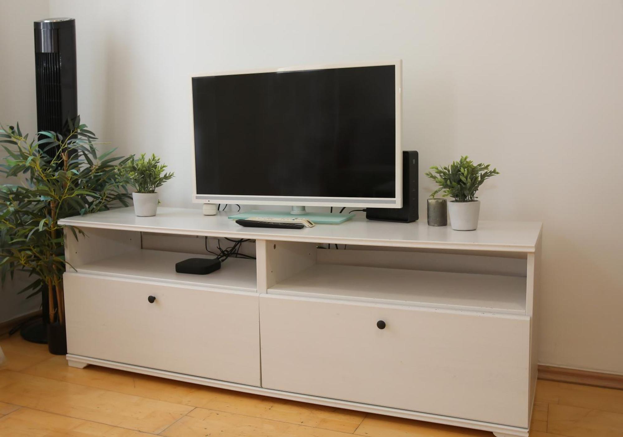 Downtown Bliss Modern Retreat With Free Parking And Fast Internet 600 Mbits Apartment Viena Exterior foto